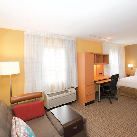 Towneplace Suites By Marriott Seattle Everett/Mukilteo Exterior photo
