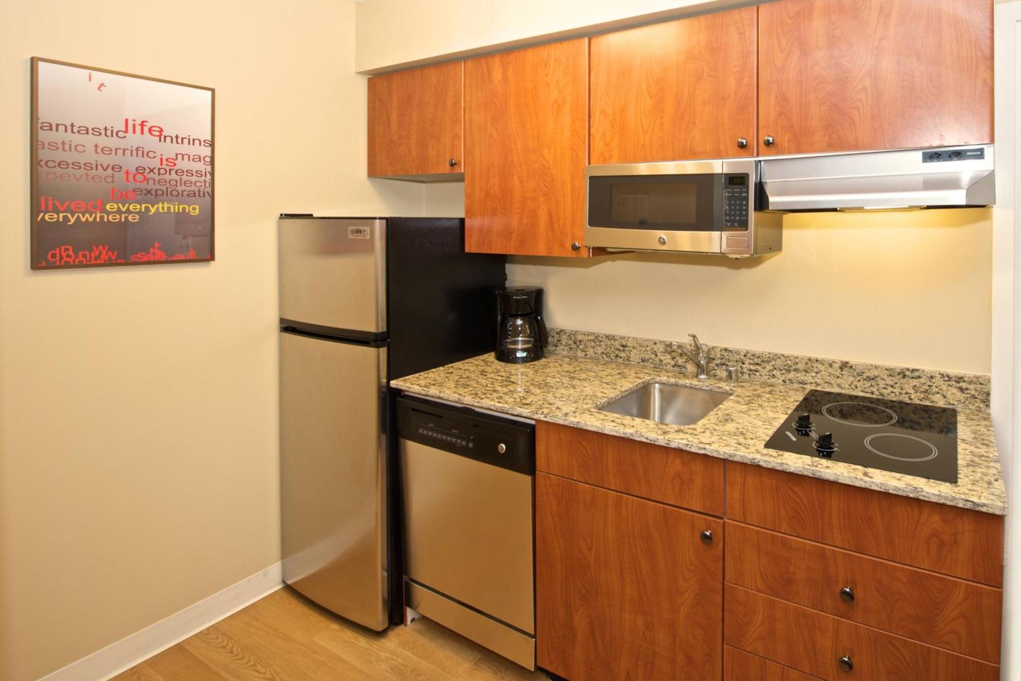 Towneplace Suites By Marriott Seattle Everett/Mukilteo Exterior photo
